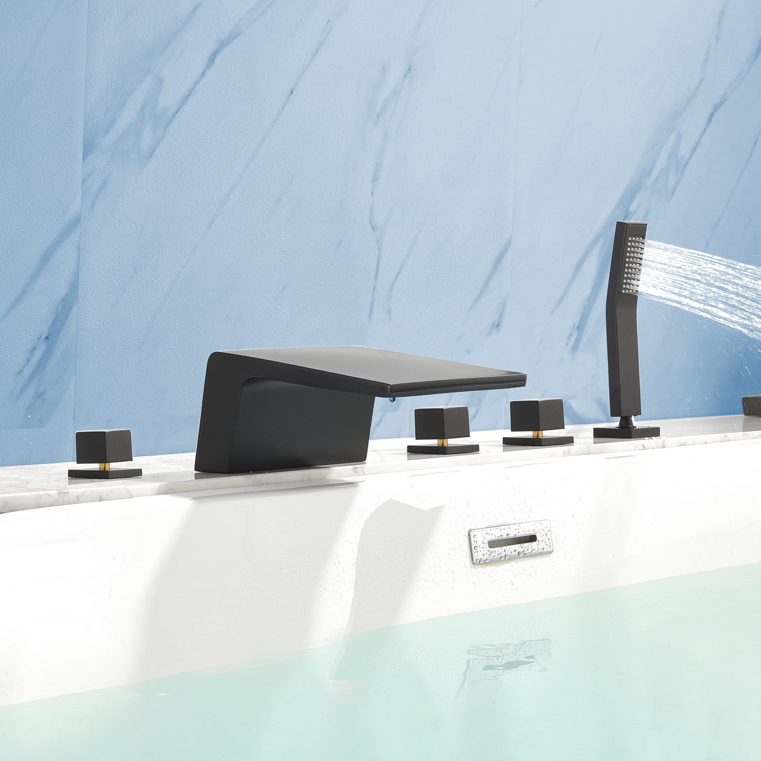 3-Handle Widespread Bath Tub Mixer Deck Mouted 5-Piece Roman Waterfall Tub Filler with Pull-Out Handheld Shower