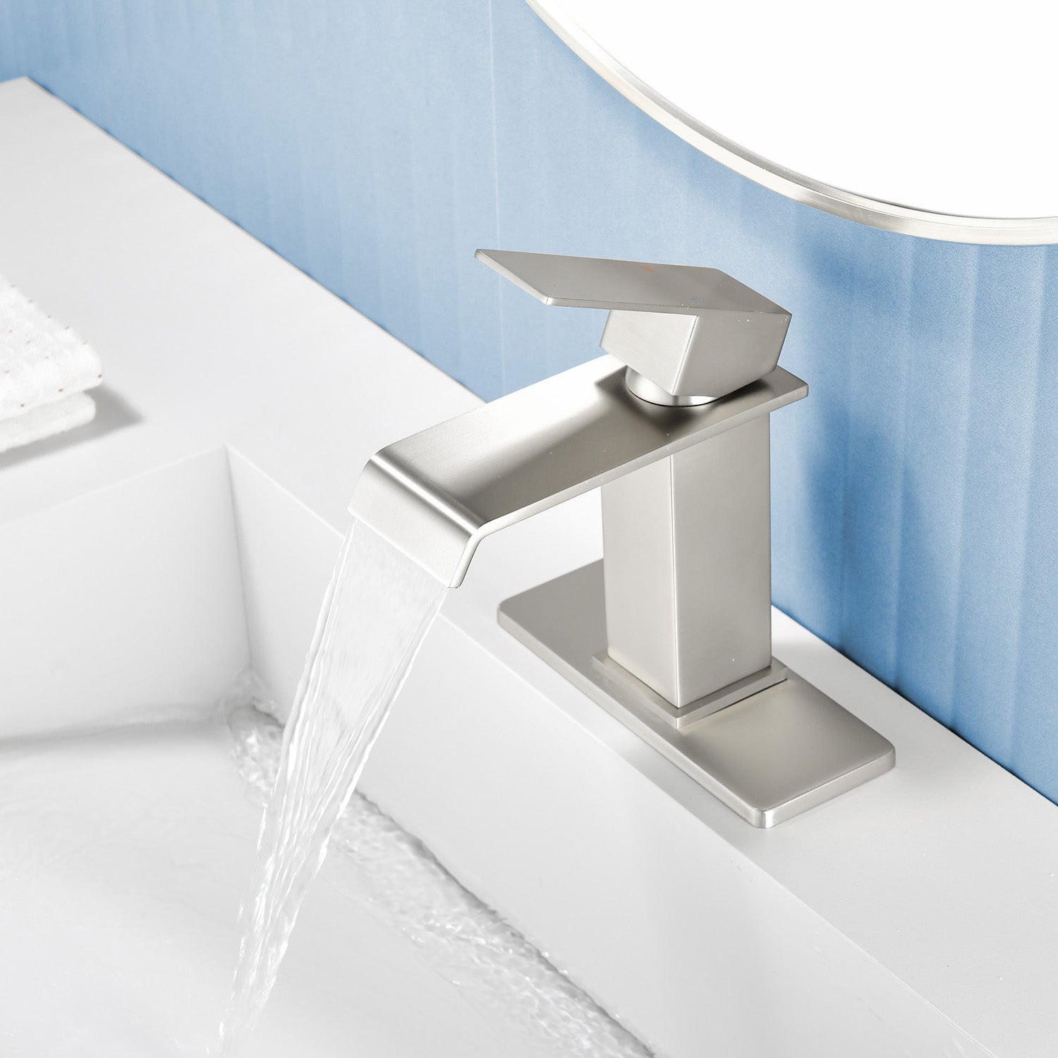 Single Hole Lavatory Faucet Tap Hot and Cold Water Mixer One-Handle Bathroom Waterfall Face Basin Faucet With Pop-Up Drainer