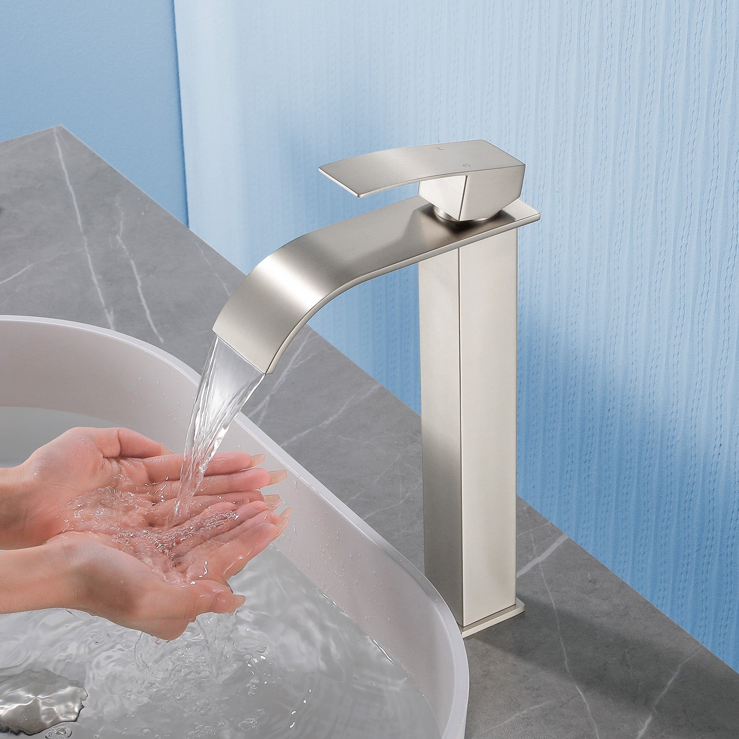 Single Hole Vessel Faucet Matte Black Deck Mount Brushed Nickel Square Bathroom Faucet with Lever Handle Waterfall Tall Brushed Gold Basin Mixer with Drain Pop Up