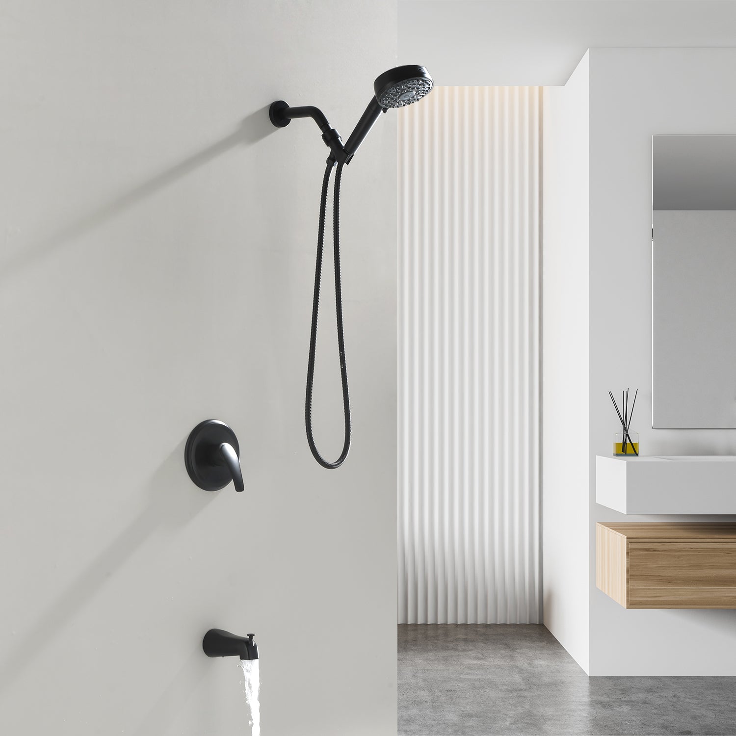 Tub and shower faucet kit with 7 functions 4.7-inch filtered hand shower valve included