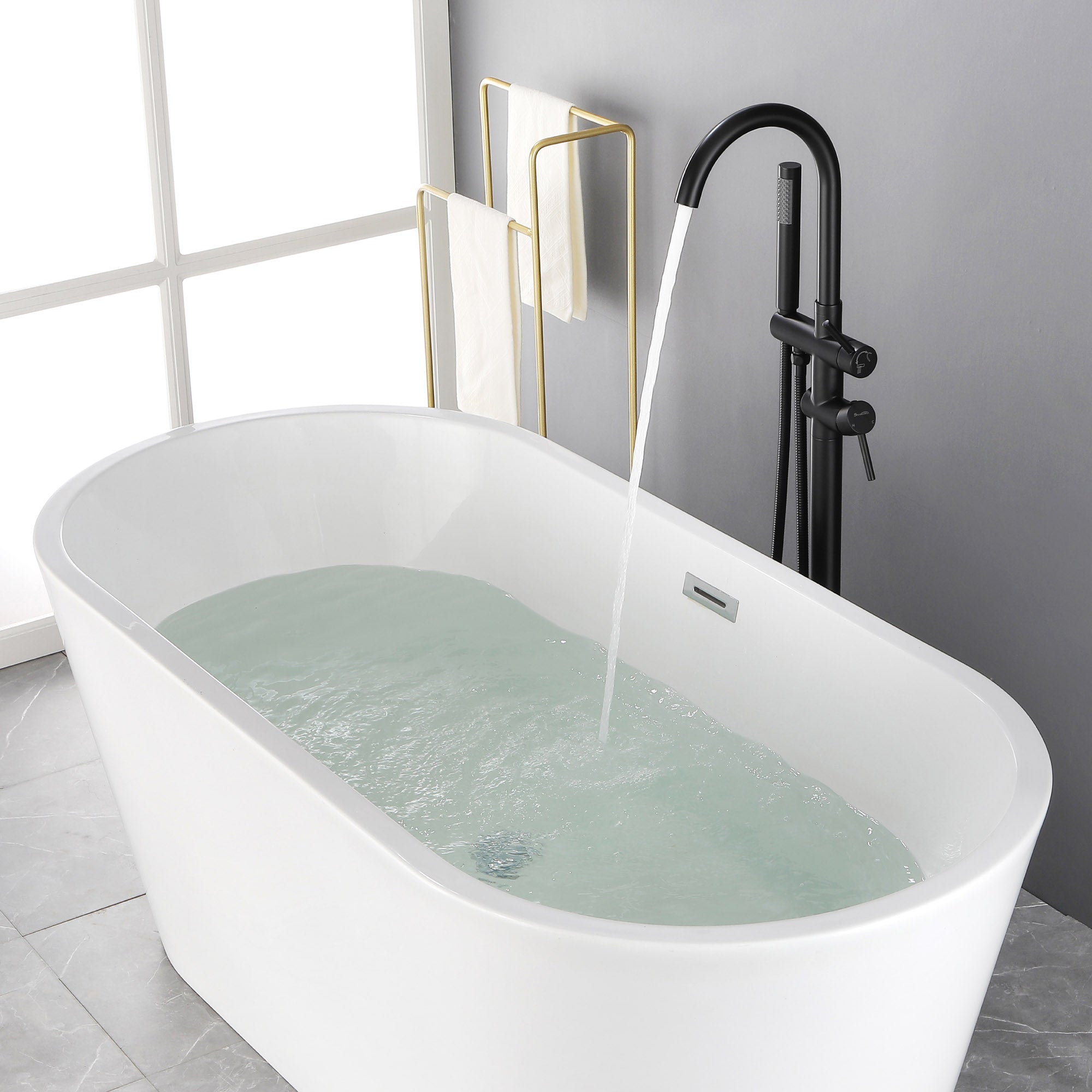 Freestanding Bathtub Faucet Bath Tub Filler Faucet with Hand Shower Floor Mount