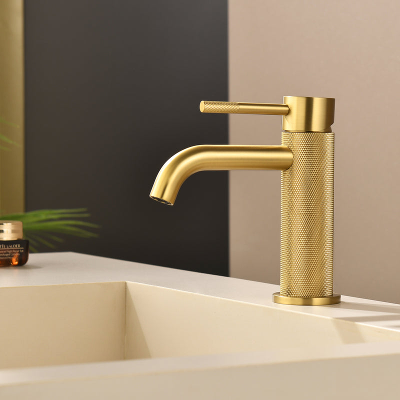 Deck-Mounted Single Handle Lavatory Faucet One Hole Faucet Bathroom with Pop Up Drain In Matte Black, Chrome, Brushed Nickel, Brushed Gold