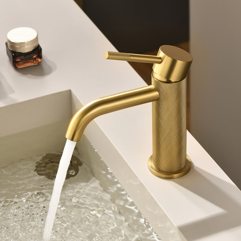 Deck-Mounted Single Handle Lavatory Faucet One Hole Faucet Bathroom with Pop Up Drain In Matte Black, Chrome, Brushed Nickel, Brushed Gold