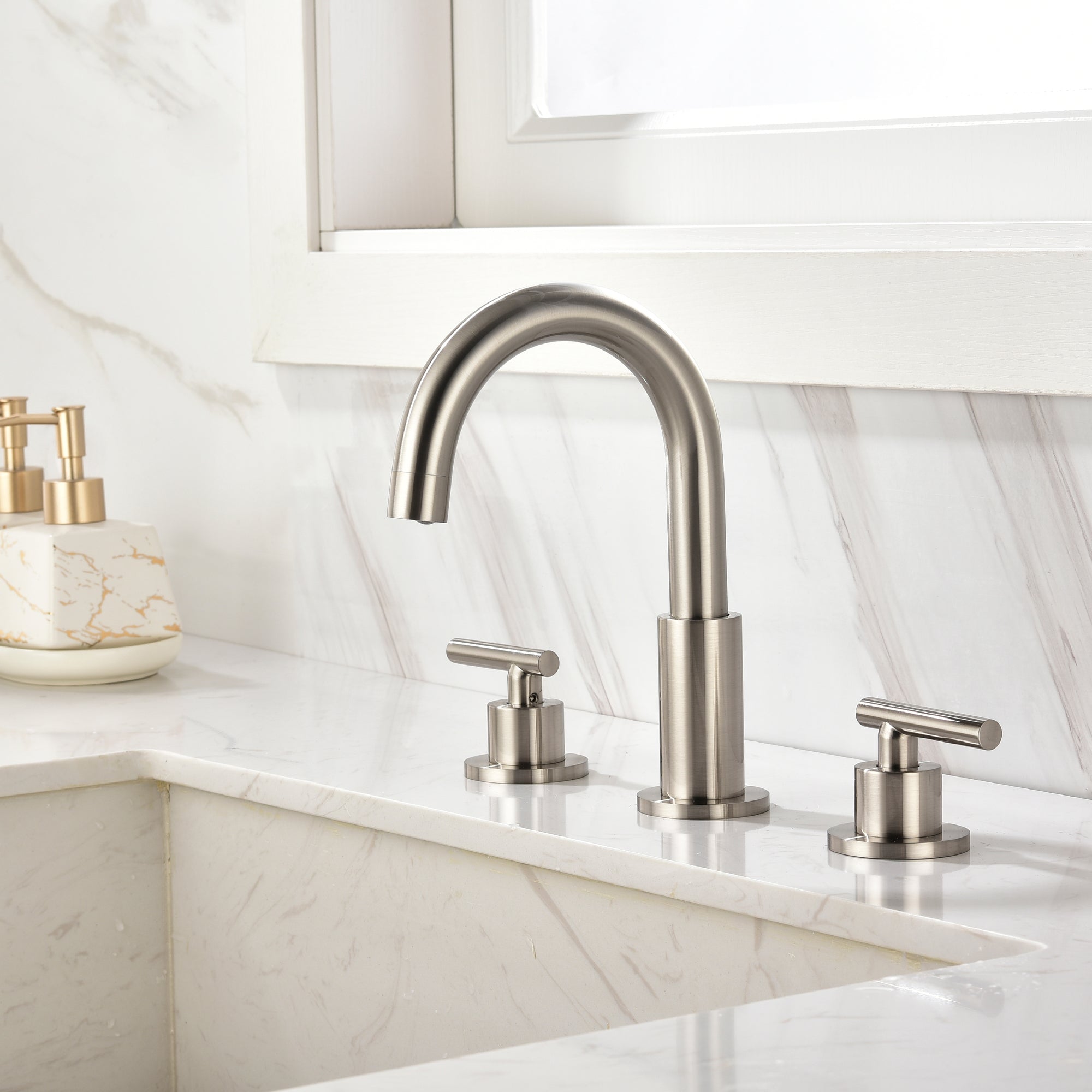 3 hole brass bathroom sink faucet, 2 handle 8 inch widespread